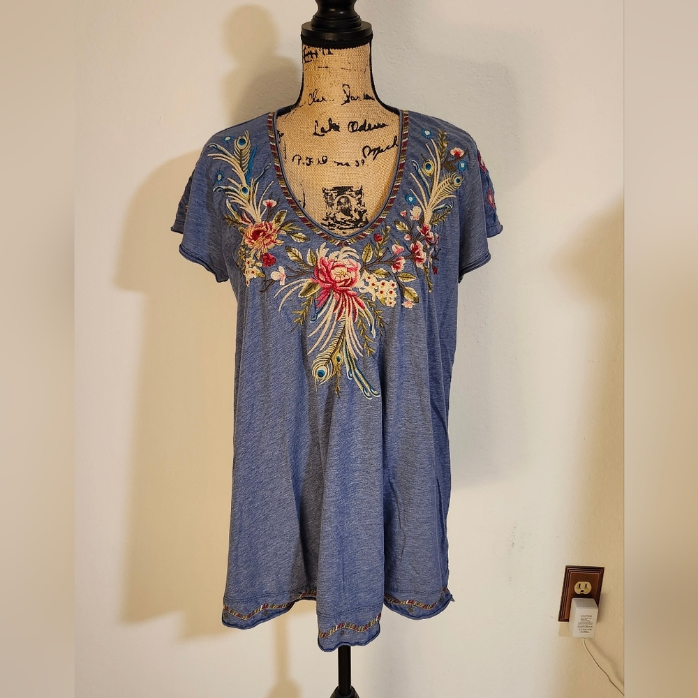 Johnny Was Blue Embroidered Short Sleeve Tunic Sz L